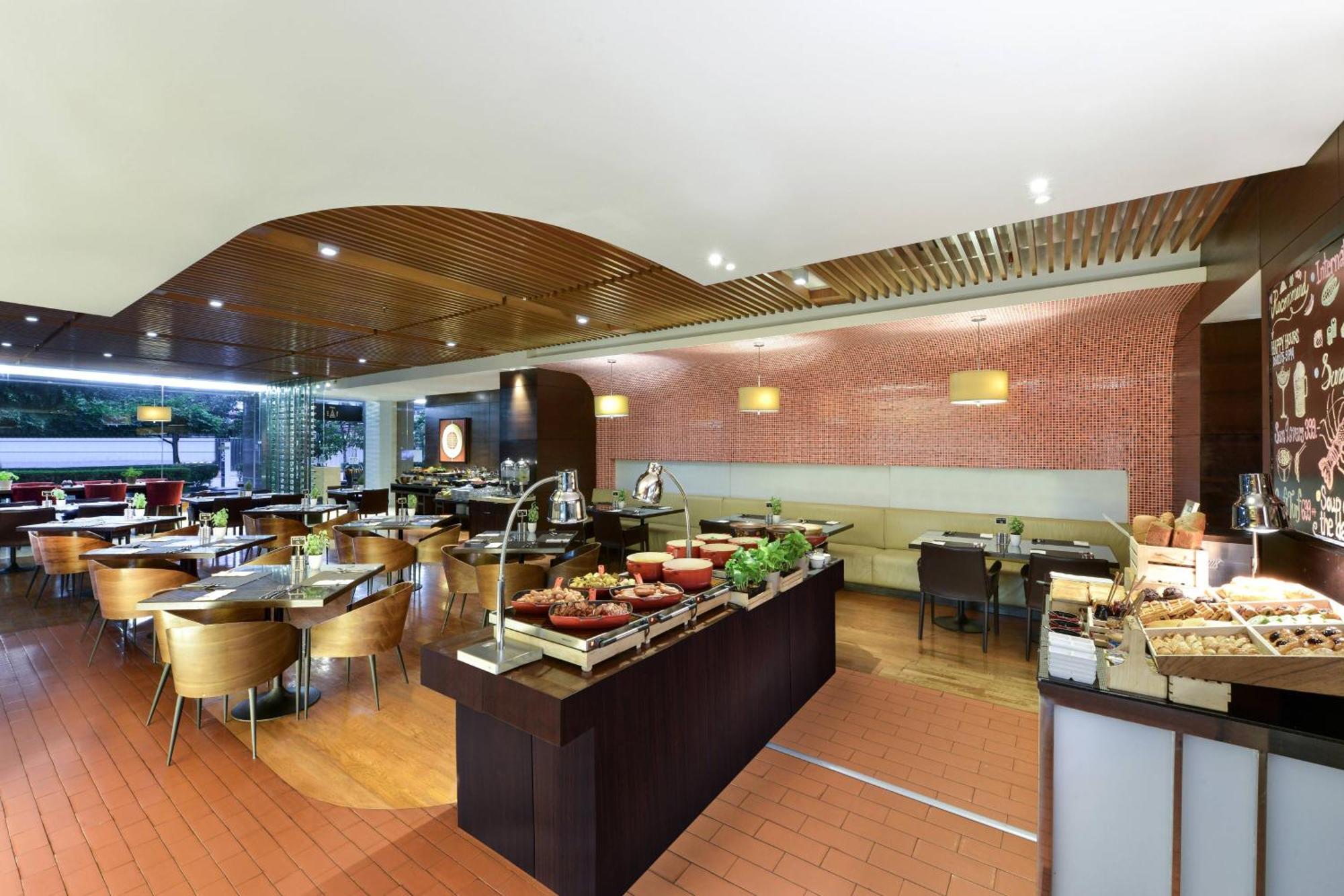 Sathorn Vista, Bangkok - Marriott Executive Apartments - SHA Extra Plus Exteriör bild