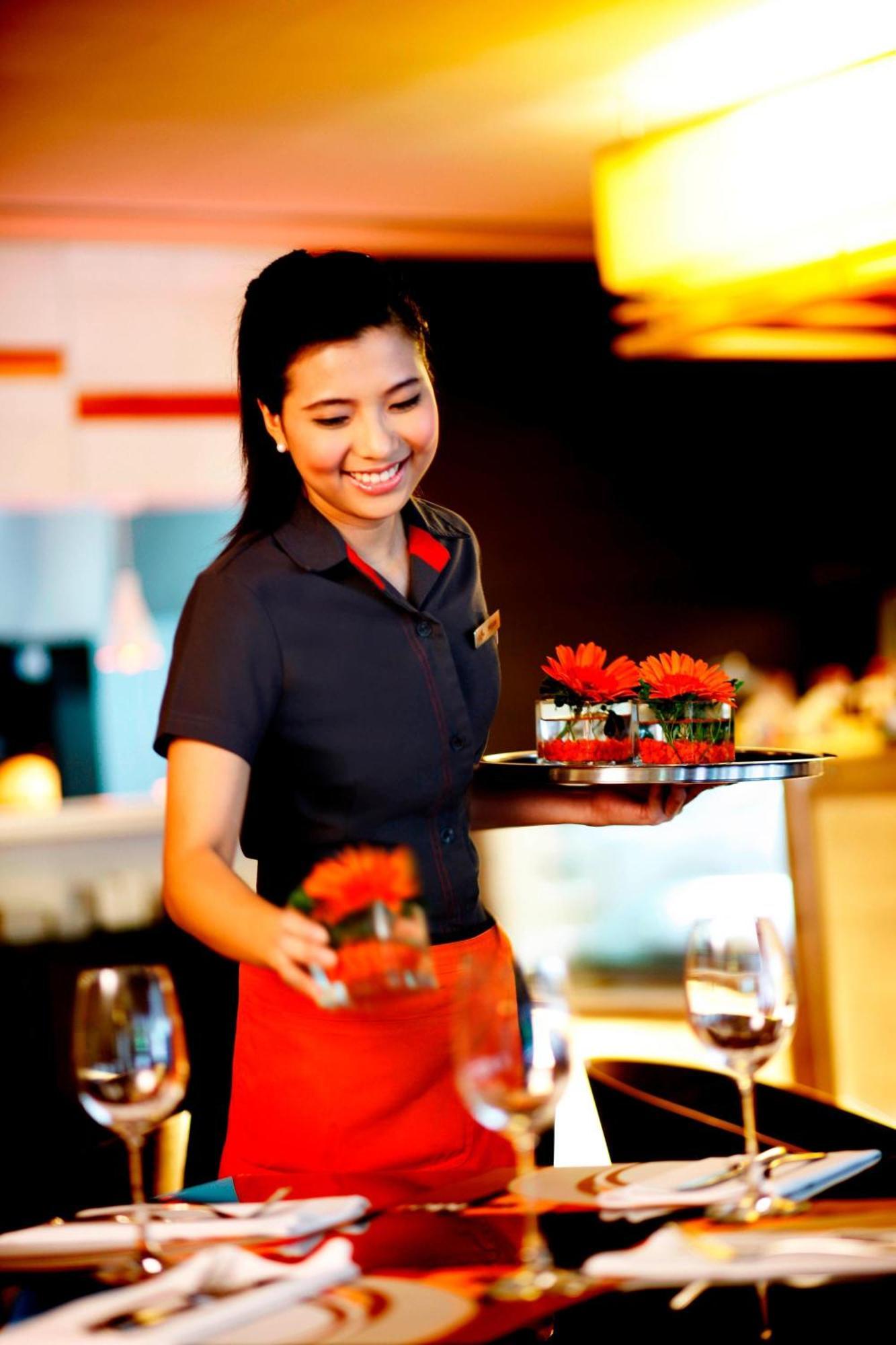 Sathorn Vista, Bangkok - Marriott Executive Apartments - SHA Extra Plus Exteriör bild